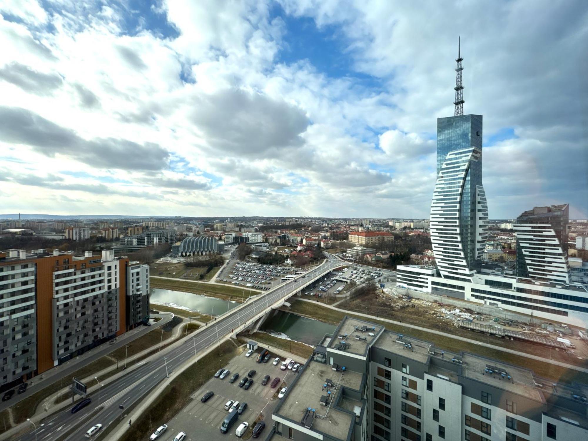 Ferienwohnung Panorama Capital Tito - 16 Pietro Rzeszów Exterior foto